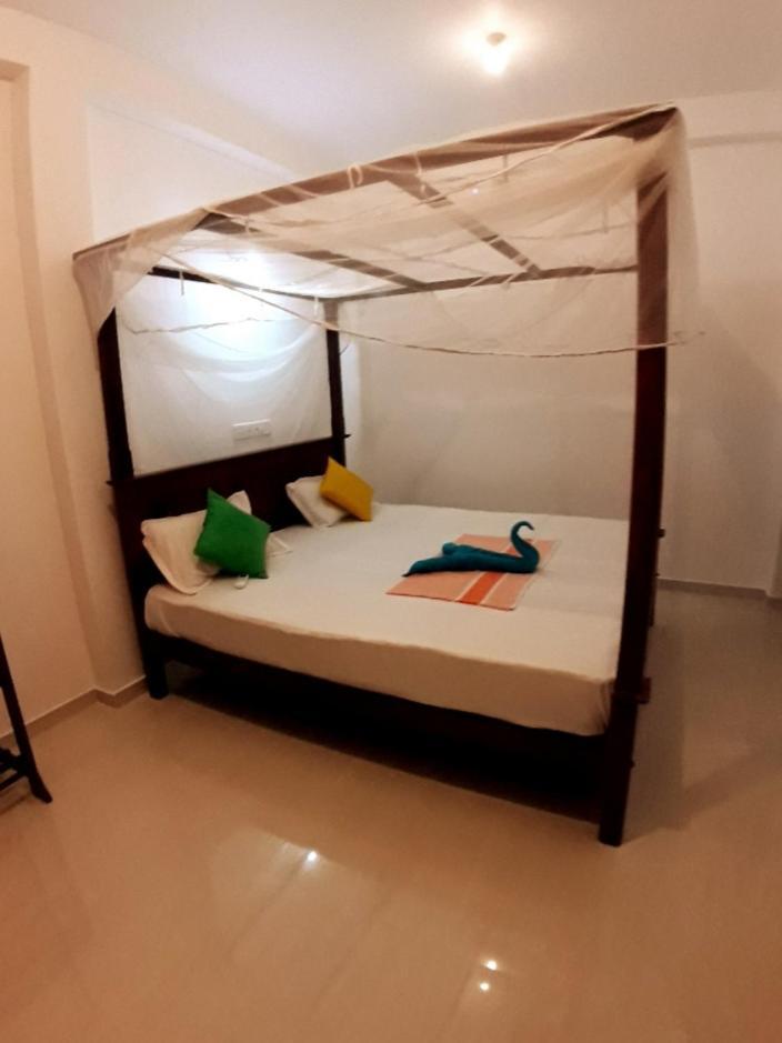 Sasagara Beach Villa Тангале Екстериор снимка