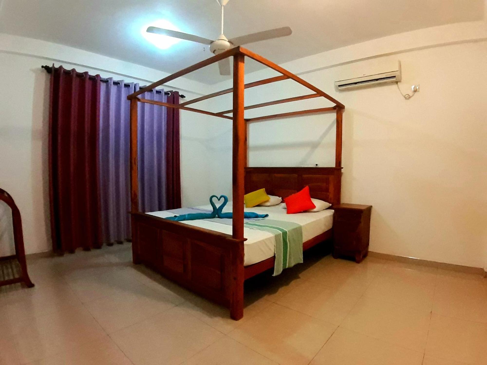 Sasagara Beach Villa Тангале Екстериор снимка